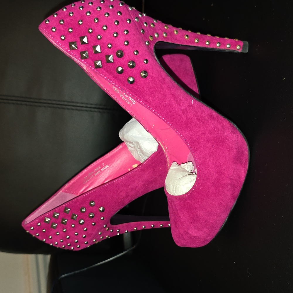 Shoes - Picture 6 of 6